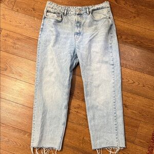 Zara Light Blue Cropped Ankle Jeans